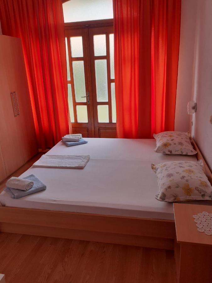 Apartman Vrisika Ll Makarska Exterior foto