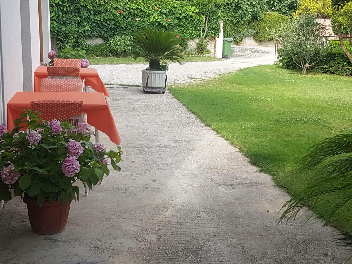 Apartman Vrisika Ll Makarska Exterior foto